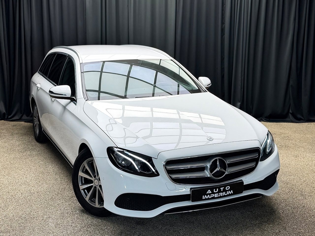 Mercedes-Benz E